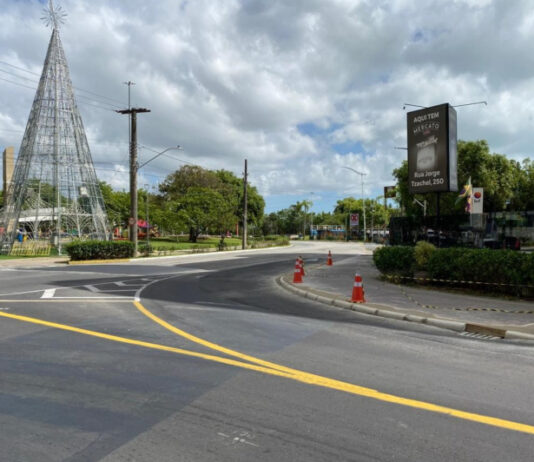 Novo ordenamento melhora fluxo e segurança no cruzamento da Alameda Ernesto Schneider com a Beira-Rio, em Itajaí