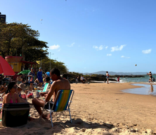 Fiscalizações nas praias de Itajaí seguem até março de 2026 para garantir ordem e segurança na temporada de verão