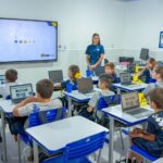 Ano letivo de 2026 começa com escolas reformadas e entrega de uniformes em Itajaí