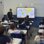 Itajaí investe R$ 923 mil em lousas digitais e moderniza ensino na rede municipal