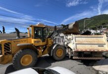 Mutirão recolhe 64 caminhões de entulho e reforça combate à dengue em Itajaí