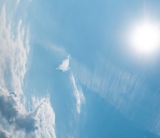 Sol volta a predominar em Itajaí, mas pancadas de chuva podem ocorrer no fim do dia