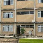 Prédio em colapso no Centro de Itajaí é lacrado após avanço de rachaduras