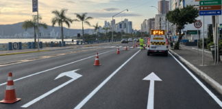Codetran Amplia Revitalização Viária com Tinta Termoplástica em Itajaí