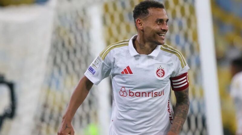 Alan Patrick detona arbitragem em derrota do Internacional: “Faltou c…”