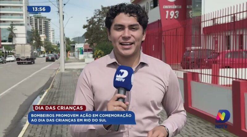 Bombeiros promovem ação em comemoração ao Dia das Crianças em Rio do Sul