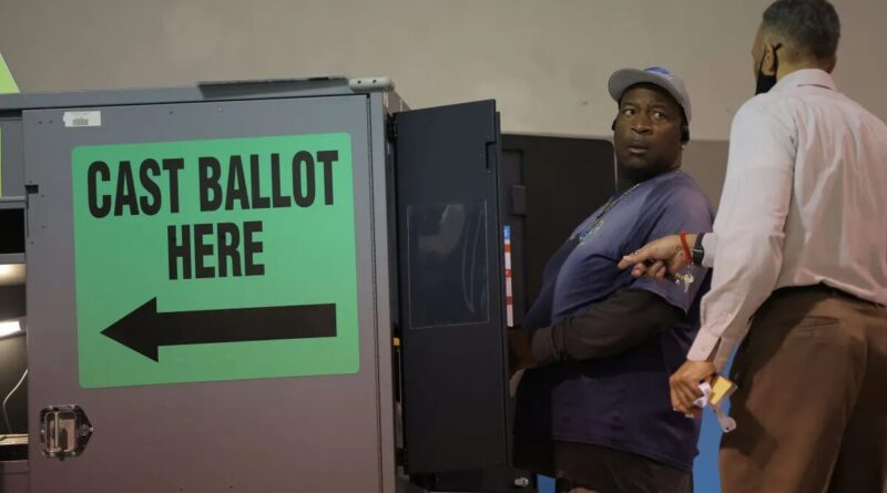 Midterms: Justiça dos EUA determina que FBI e ICE não fiscalizarão eleições
