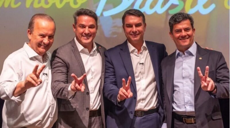 Mobilização de líderes do PL reúne motociclistas do Sul em Florianópolis; evento tem Jorginho Mello, Zucco, Moro e apoio a Flávio Bolsonaro