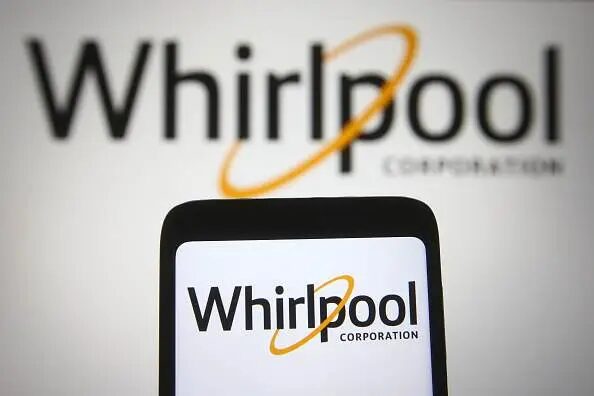 Whirlpool perde US$ 237 milhões no trimestre e ação cai 8%